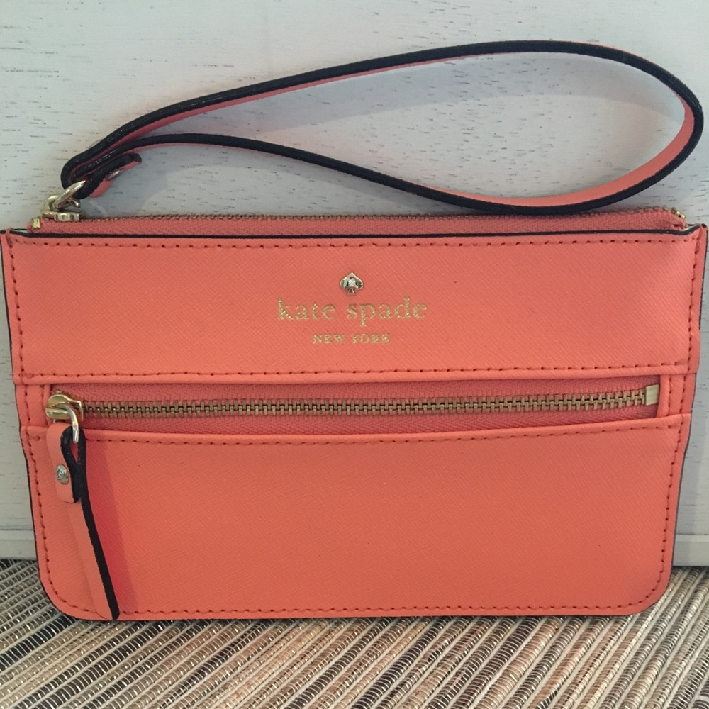 kate spade New York Leather Wristlet